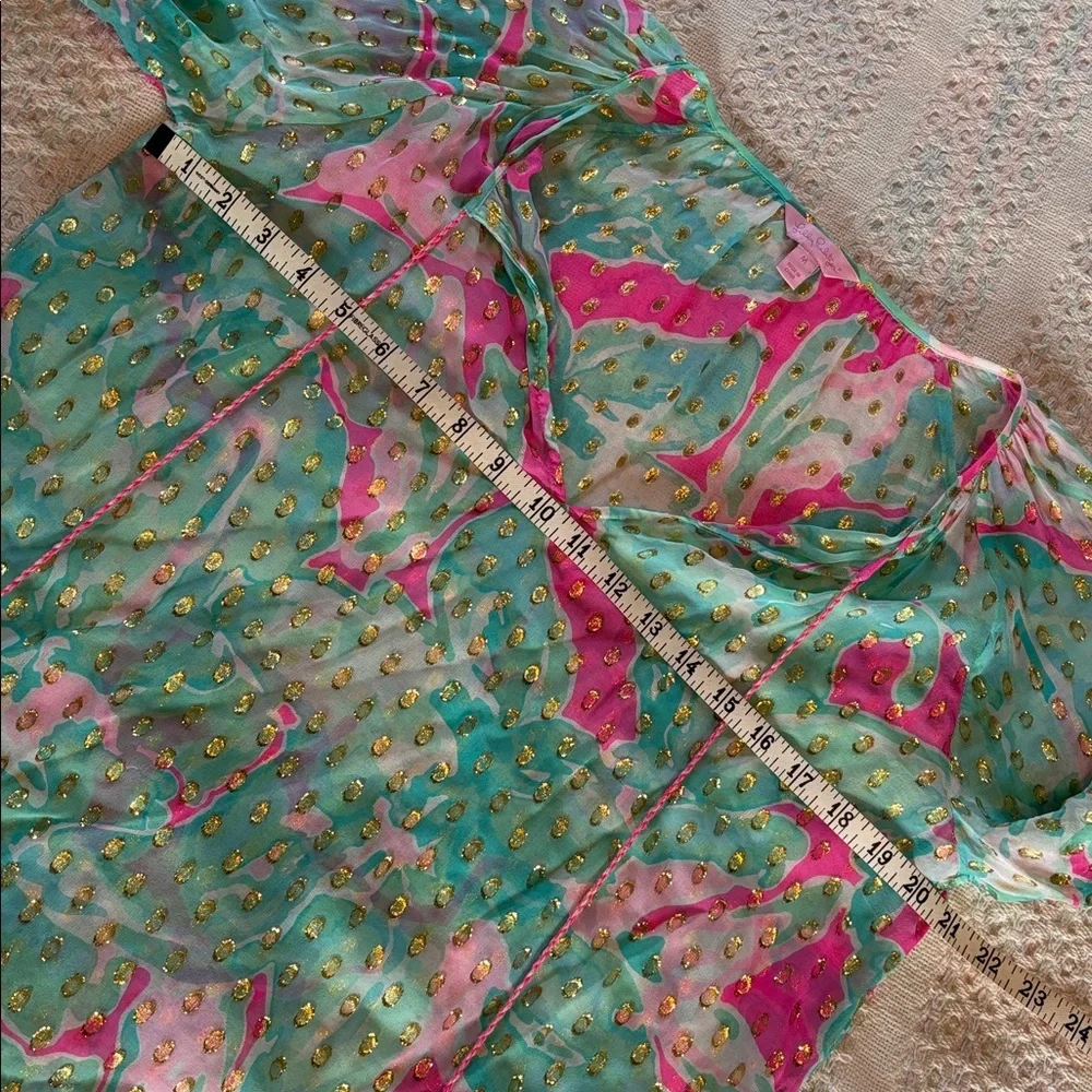Lilly Pulitzer pink & blue silk blend blouse w/ gold details * sz MED - Picture 6 of 10